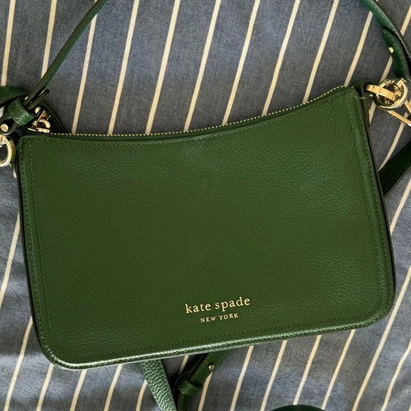 COPY - Kate Spade Green Purse with Crossbody - Picture 2 of 7